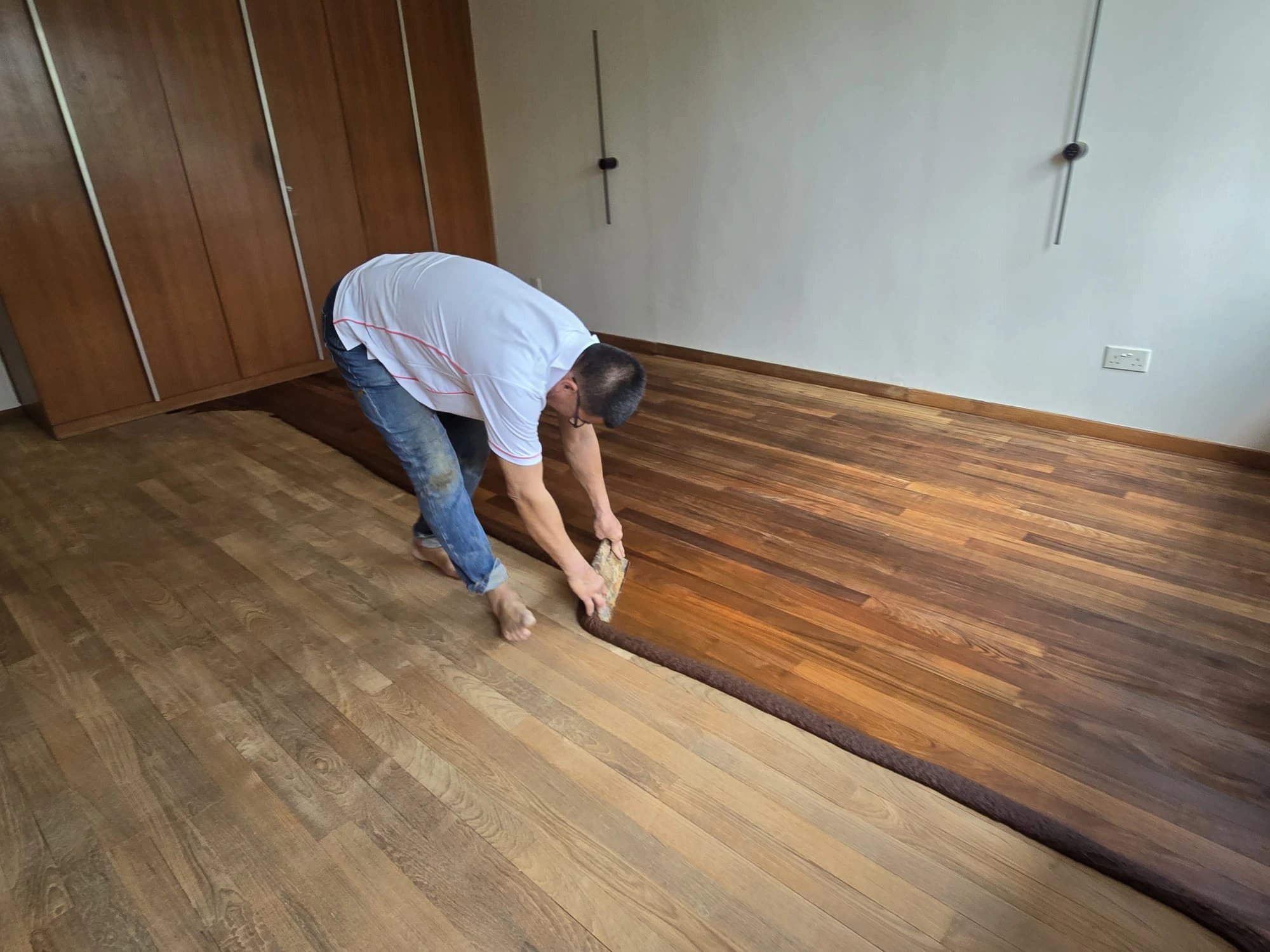 parquet floor varnishing singapore wooden floor polishing service